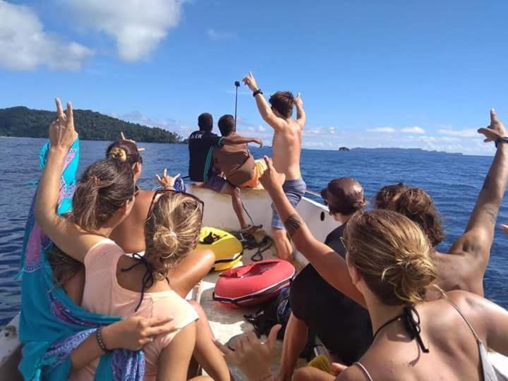 Arborek Diving Homestay R4 Besir Экстерьер фото